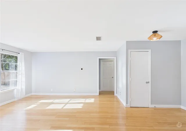 Photo 2 of Single family home for sale at 4907 Manchester Cir, Austin, TX 78745 | MLS# 1819716 | Listing updated on 2026-10-07