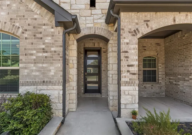 Photo 3 of Single family home for sale at 20321 Clare Island Bnd, Pflugerville, TX 78660 | MLS# 6806576 | Listing updated on 2026-10-02