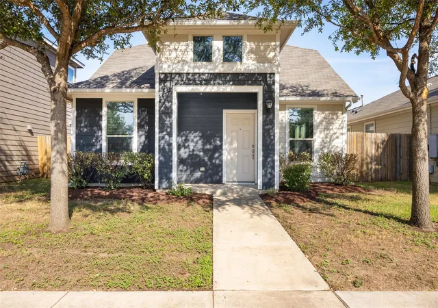 Single family home for sale at 1702 Los Olivios Wy, Austin, TX 78725 | MLS# 6975364