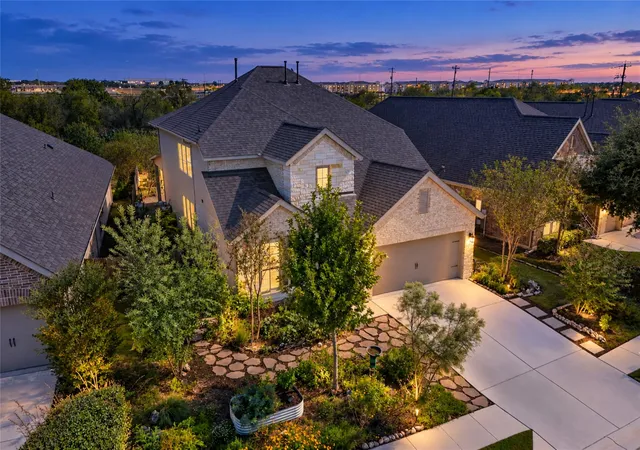 Photo 2 of Single family home for sale at 317 Lacey Oak Loop, San Marcos, TX 78666 | MLS# 7266812 | Listing updated on 2026-10-23