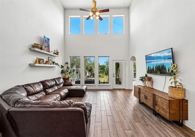 Photo 4 of Single family home for sale at 317 Lacey Oak Loop, San Marcos, TX 78666 | MLS# 7266812 | Listing updated on 2026-10-23