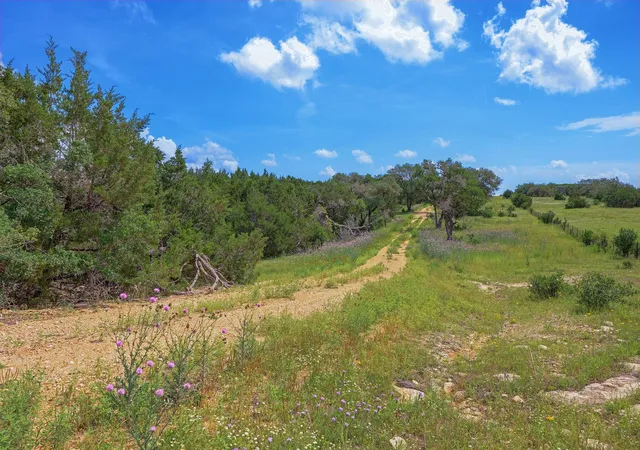 Photo 2 of House for sale at 19131 Wolfridge 273 Ranch Rd, Killeen, TX 76549 | MLS# 2097403 | Listing updated on 2026-08-26