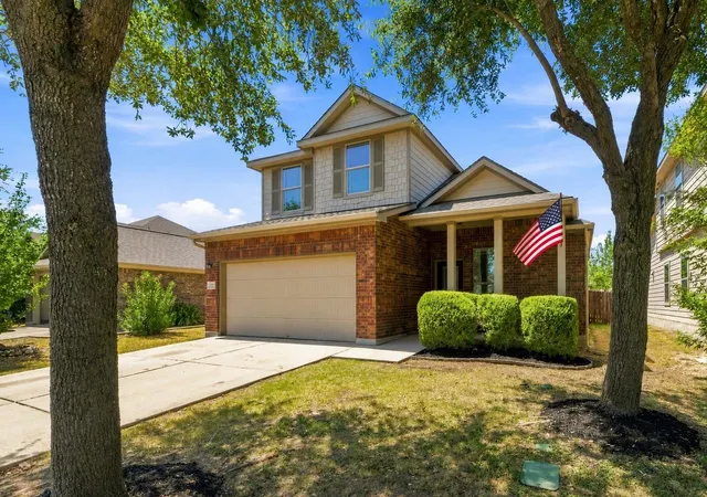 Photo 2 of Single family home for sale at 172 Housefinch Loop, Leander, TX 78641 | MLS# 4828291 | Listing updated on 2026-08-27
