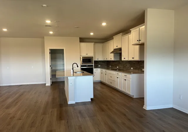 Photo 3 of Single family home for sale at 3008 Ottaviano Wy, Hutto, TX 78634 | MLS# 4251016 | Listing updated on 2026-08-27