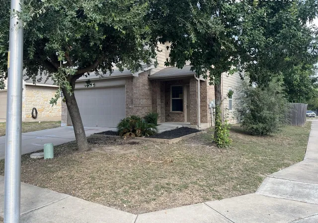Photo 2 of Single family home for sale at 6901 Crestone Rd, Austin, TX 78744 | MLS# 9574633 | Listing updated on 2026-08-27