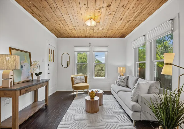 Photo 3 of Single family home for sale at 2702 E 22Nd St, Austin, TX 78722 | MLS# 7750257 | Listing updated on 2026-09-18
