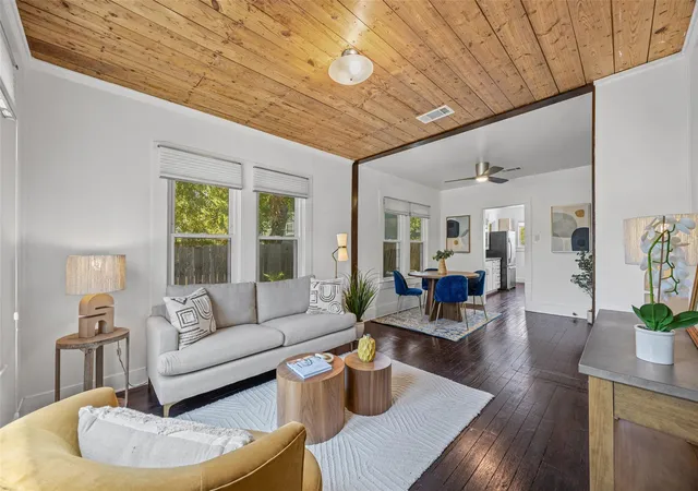 Photo 4 of Single family home for sale at 2702 E 22Nd St, Austin, TX 78722 | MLS# 7750257 | Listing updated on 2026-09-18
