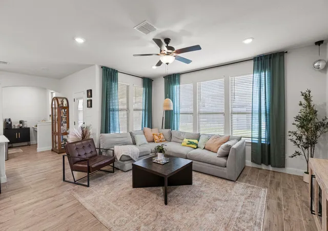 Photo 2 of Single family home for sale at 330 Purple Heart Dr, Buda, TX 78610 | MLS# 6914125 | Listing updated on 2026-09-27