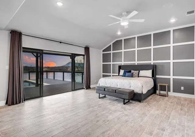 Photo 3 of Single family home for sale at 3120 River Oaks Dr, Kingsland, TX 78639 | MLS# 5468278 | Listing updated on 2026-08-28