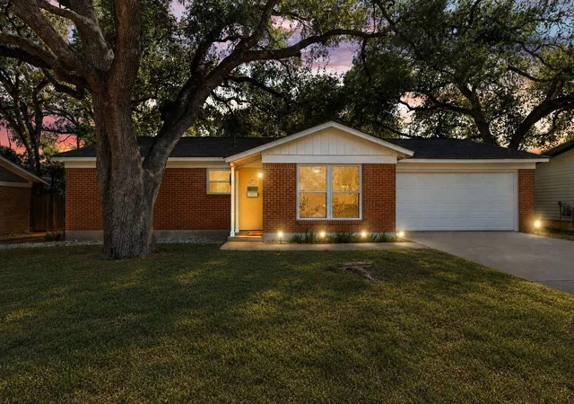 Single family home for sale at 2003 Fair Oaks Dr, Austin, TX 78745 | MLS# 3638871