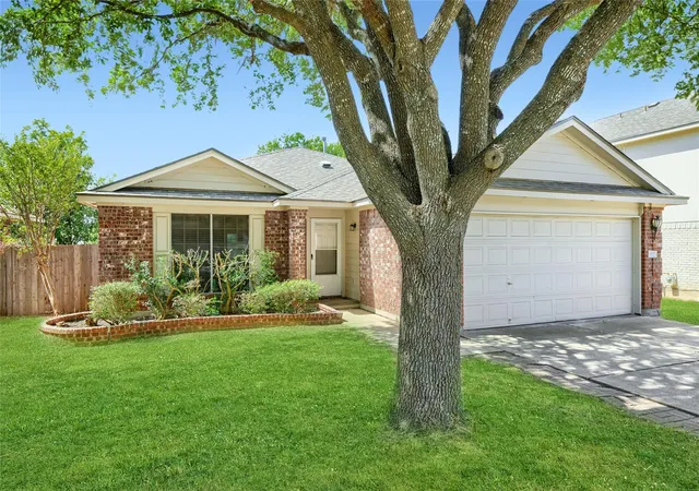 Photo 3 of Single family home for sale at 1617 Balmorhea Ln, Round Rock, TX 78664 | MLS# 9285194 | Listing updated on 2026-09-17