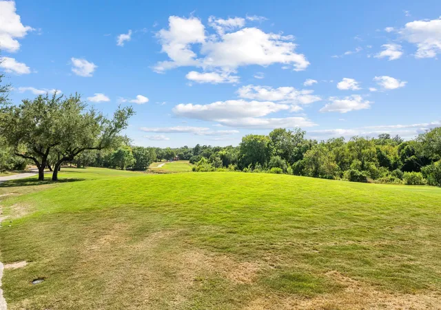 Photo 27 of Single family home for sale at 213 Fieldstone Dr, Georgetown, TX 78633 | MLS# 5300549 | Listing updated on 2026-08-29