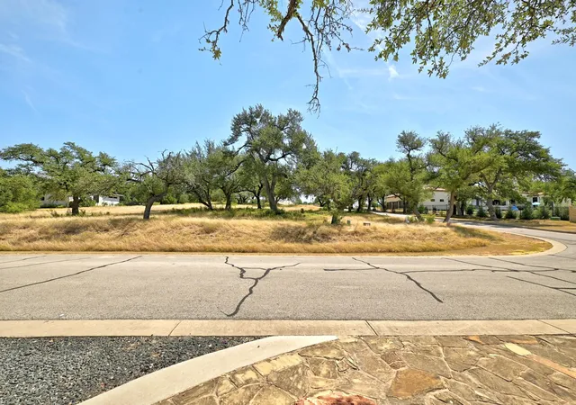 Photo 4 of Land for sale at 8417 Lakewood Ridge Cv, Austin, TX 78738 | MLS# 7546406 | Listing updated on 2026-08-29