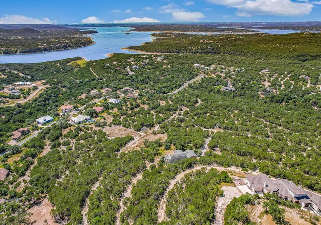 Photo 4 of Single family home for sale at 18610 W Reed Parks Rd, Jonestown, TX 78645 | MLS# 5869466 | Listing updated on 2026-09-08