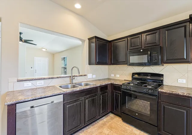 Photo 3 of Single family home for sale at 104 Steel Shot Ct, Bastrop, TX 78602 | MLS# 3384085 | Listing updated on 2026-10-07
