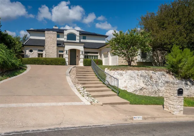 Single family home for sale at 6224 Edwards Mountain Cv, Austin, TX 78731 | MLS# 5674466