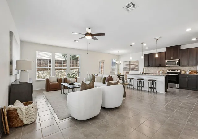 Photo 4 of Single family home for sale at 4612 Syndicate Rd, Manor, TX 78653 | MLS# 2488132 | Listing updated on 2026-09-17
