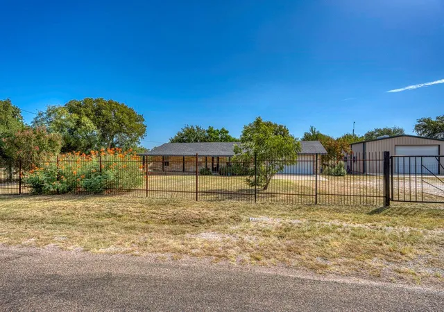 Photo 3 of Single family home for sale at 212 Deer Dr, Sunrise Beach, TX 78643 | MLS# 7030351 | Listing updated on 2026-09-06