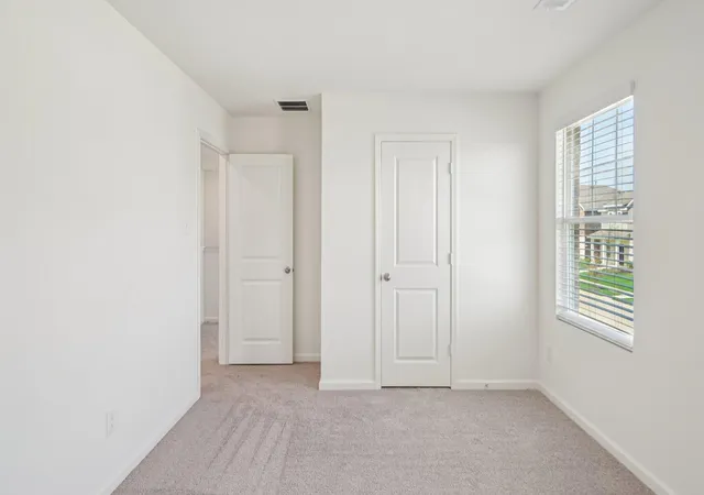 Photo 3 of Single family home for sale at 108 Mullen Wy, Taylor, TX 76574 | MLS# 7868620 | Listing updated on 2026-08-28
