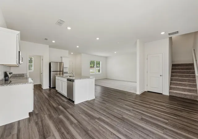 Photo 3 of Sale Pending at 117 Liam Wy, Taylor, TX 76574 | MLS# 7487641 | Listing updated on 2026-09-01