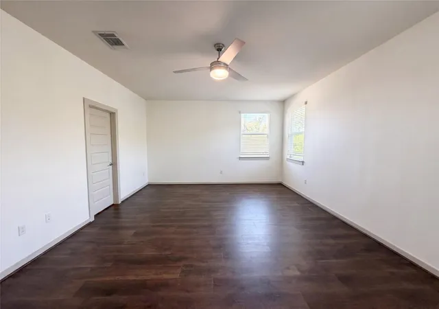 Photo 3 of Single family home for sale at 204 Florenz Ln, Georgetown, TX 78628 | MLS# 7382182 | Listing updated on 2026-10-29