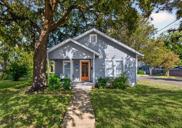 Photo 4 of Single family home for sale at 4112 Marathon Blvd, Austin, TX 78756 | MLS# 1380368 | Listing updated on 2026-09-02