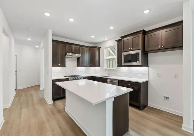 Photo 4 of Sale Pending at 118 Kimberwick Ct, Georgetown, TX 78633 | MLS# 9586756 | Listing updated on 2026-10-06
