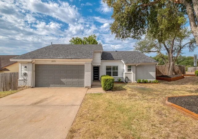 Photo 1 of Single family home for sale at 3213 Western Dr, Austin, TX 78745 | MLS# 3505103 | Listing updated on 2026-09-05
