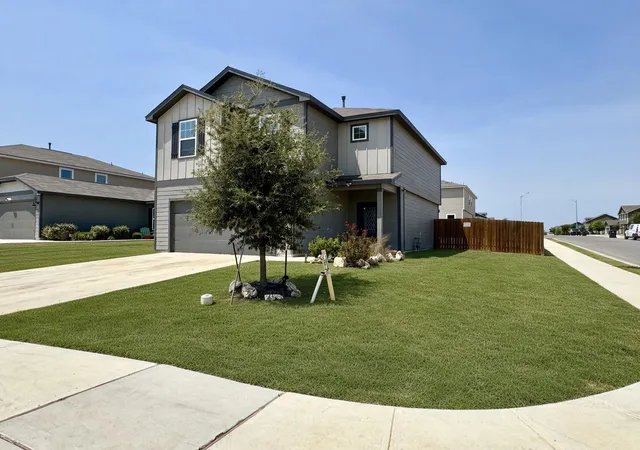 Photo 3 of Single family home for sale at 267 Surrey Oaks, Maxwell, TX 78656 | MLS# 9916818 | Listing updated on 2026-08-29