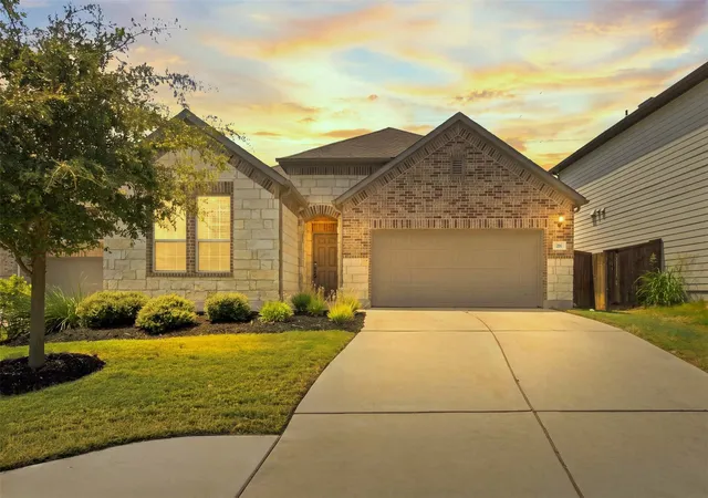 Photo 1 of Single family home for sale at 218 Thurman Holt Rd, Hutto, TX 78634 | MLS# 7370690 | Listing updated on 2026-10-26