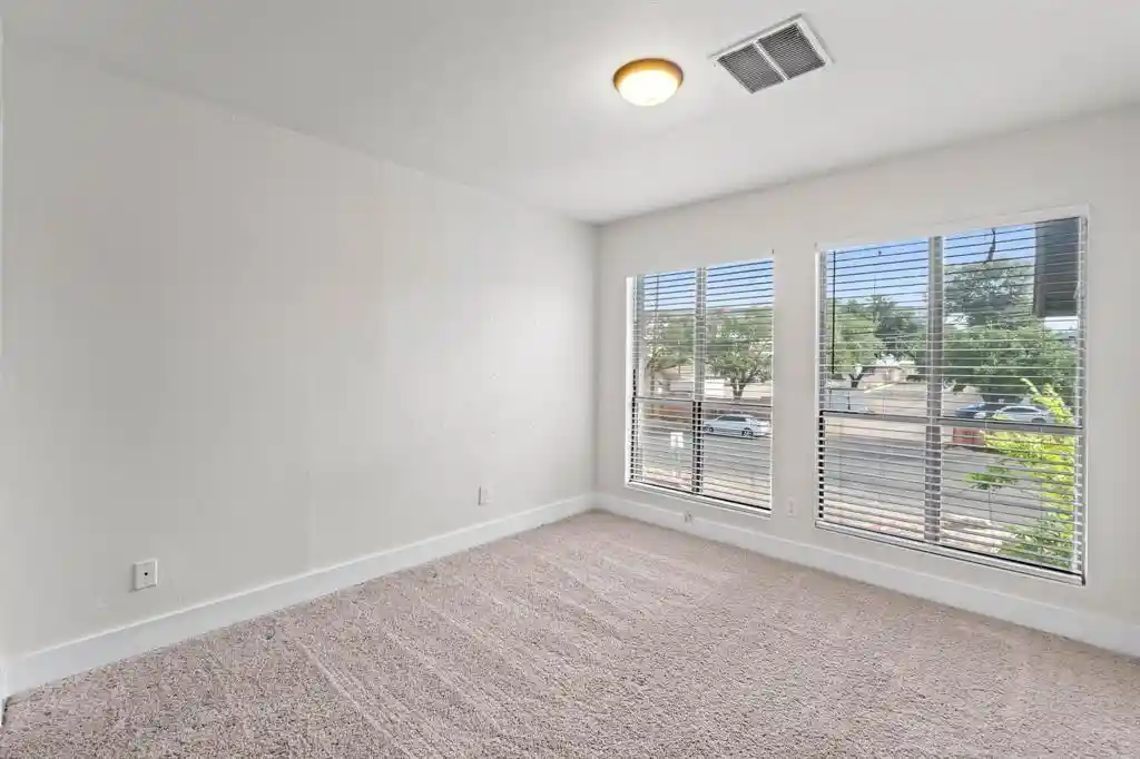 Listing Photo 34 - Condo for sale in 909 Reinli St located at 909 Reinli St, Austin, TX 78751 - Unit #101