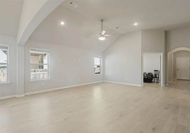 Photo 3 of Single family home for sale at 422 Backstays Loop, Kyle, TX 78640 | MLS# 8403322 | Listing updated on 2026-10-03