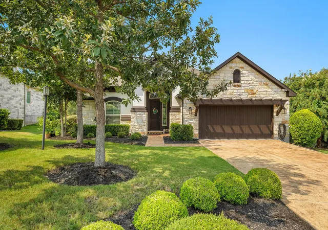 Photo 2 of Single family home for sale at 204 Everton Cv, Lakeway, TX 78738 | MLS# 2593870 | Listing updated on 2026-10-08