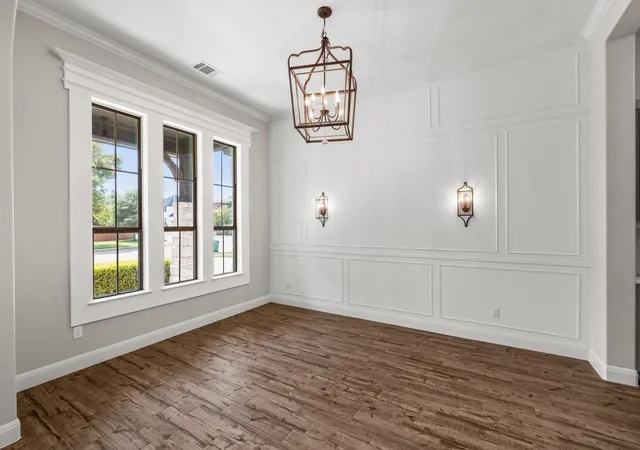 Photo 3 of Single family home for sale at 310 Parke Wind Way, Cedar Park, TX 78613 | MLS# 8688472 | Listing updated on 2026-10-09