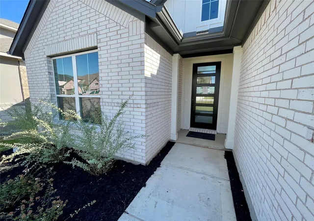 Photo 2 of Single family home for sale at 19605 Judys Vw, Pflugerville, TX 78660 | MLS# 1901256 | Listing updated on 2026-10-08