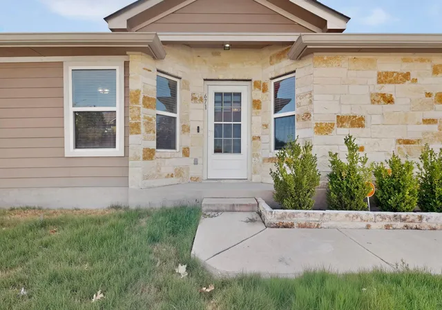 Photo 4 of Single family home for sale at 671 Tumlinson Fort Wy, Round Rock, TX 78664 | MLS# 7749376 | Listing updated on 2026-08-29