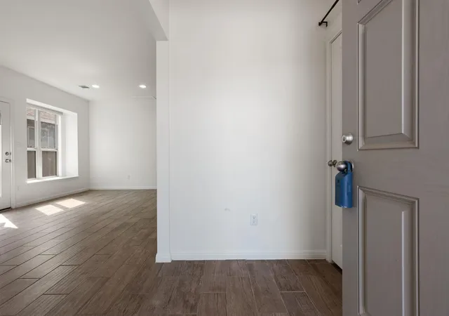 Photo 4 of Single family home for sale at 2805 Seneca Path #31, Leander, TX 78641 | MLS# 5734237 | Listing updated on 2026-09-08