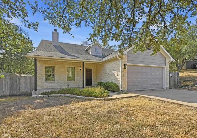 Photo 3 of Single family home for sale at 22407 Briarcliff Dr, Spicewood, TX 78669 | MLS# 6505289 | Listing updated on 2026-08-29
