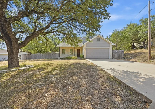 Photo 4 of Single family home for sale at 22407 Briarcliff Dr, Spicewood, TX 78669 | MLS# 6505289 | Listing updated on 2026-08-29