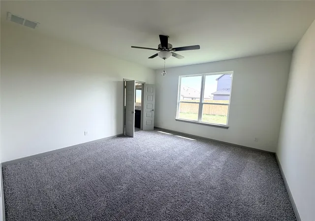 Photo 4 of Single family home for sale at 312 Boatright Blvd, Jarrell, TX 76537 | MLS# 7568452 | Listing updated on 2026-10-07