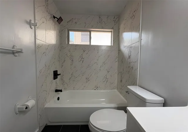 Photo 4 of Single family home for sale at 17604 Limpia Creek Dr, Round Rock, TX 78664 | MLS# 5434266 | Listing updated on 2026-10-04