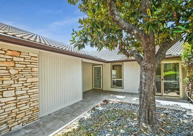 Photo 3 of Townhouse for sale at 104 Big Spur South #13, Horseshoe Bay, TX 78657 | MLS# 5829462 | Listing updated on 2026-08-29