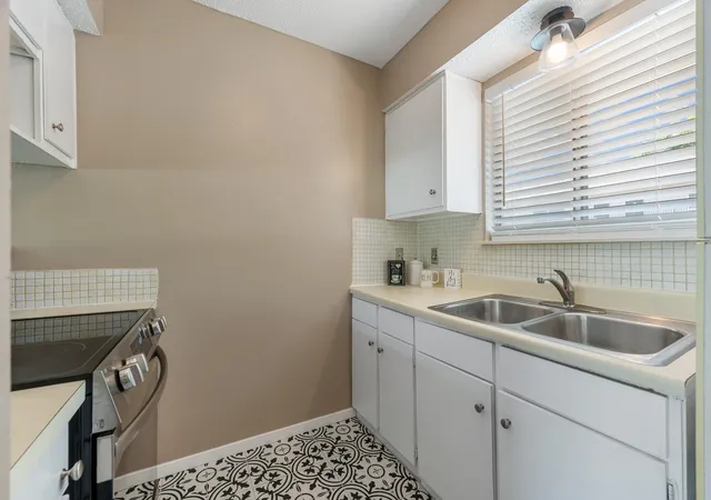 Photo 4 of Condo for sale at 500 E Riverside Dr #119, Austin, TX 78704 | MLS# 2255932 | Listing updated on 2026-08-31