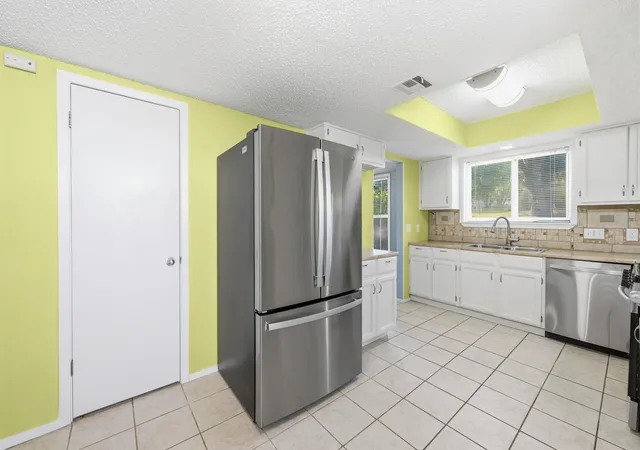 Photo 3 of Single family home for sale at 8308 Hanbridge Ln, Austin, TX 78736 | MLS# 2045937 | Listing updated on 2026-09-16