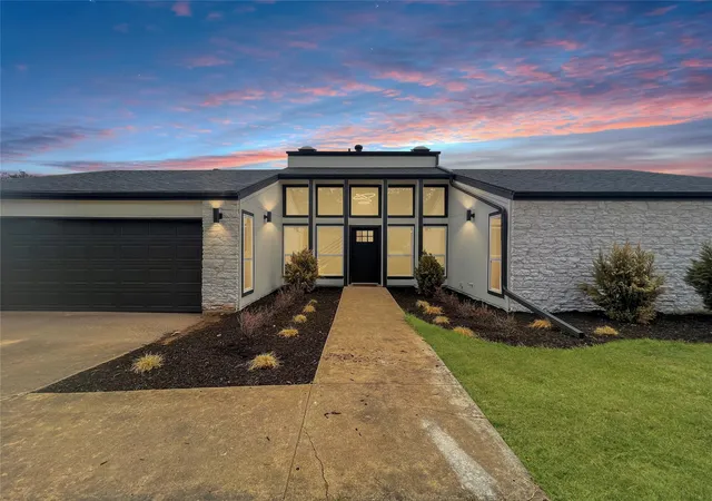 Photo 2 of Single family home for sale at 141 Ridgecrest Rd, Georgetown, TX 78628 | MLS# 7690789 | Listing updated on 2026-09-01