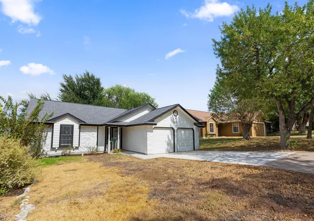 Photo 3 of Single family home for sale at 2401 Lasso Dr, Round Rock, TX 78681 | MLS# 8517632 | Listing updated on 2026-09-08