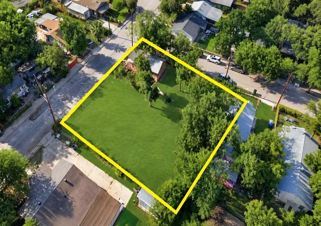 Photo 1 of Single family home for sale at 1906 Buffalo St, San Antonio, TX 78211 | MLS# 7601542 | Listing updated on 2026-09-19