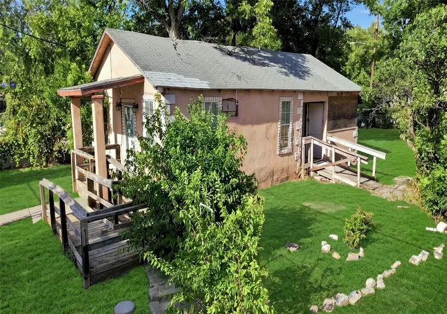 Photo 3 of Single family home for sale at 1906 Buffalo St, San Antonio, TX 78211 | MLS# 7601542 | Listing updated on 2026-09-19