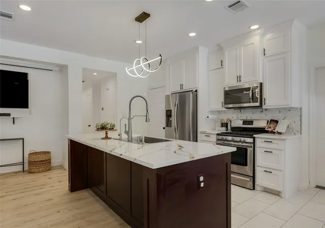Photo 3 of Single family home for sale at 3228 Arroyo Blf Ln, Round Rock, TX 78681 | MLS# 5979584 | Listing updated on 2026-09-15