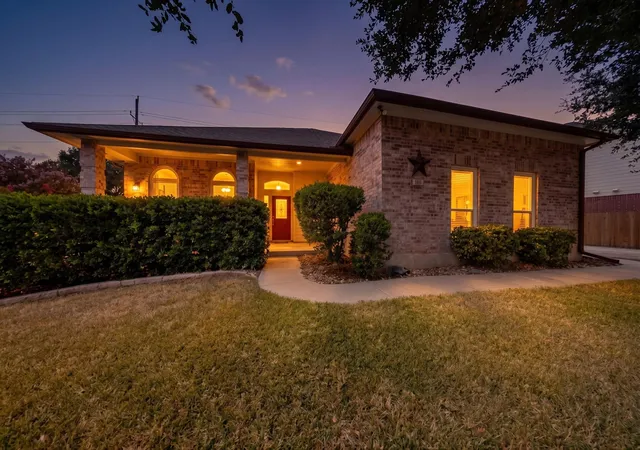 Photo 1 of Single family home for sale at 104 River Park Ln, Georgetown, TX 78626 | MLS# 1462885 | Listing updated on 2026-10-06